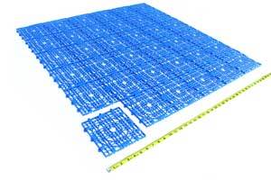 Modular plastic flooring tiles